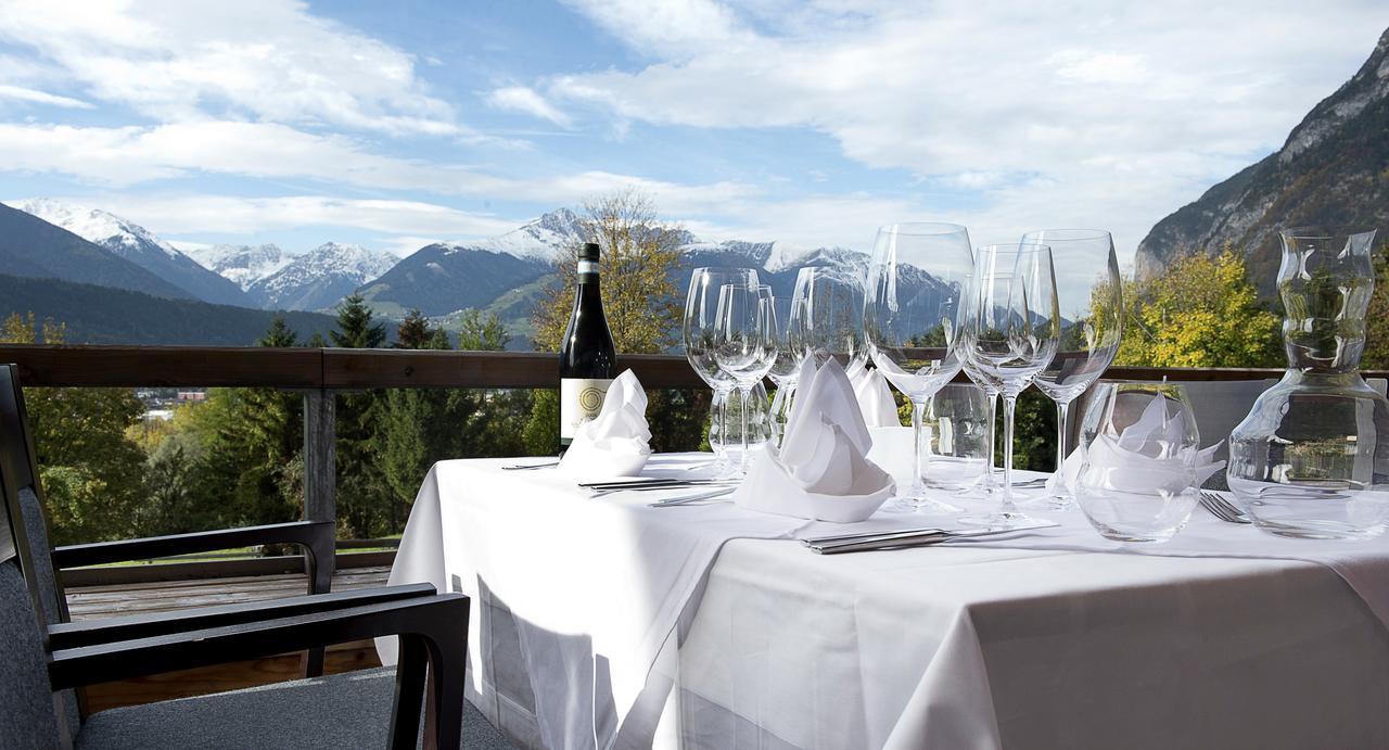 Kranebitterhof Hotel Innsbruck Bagian luar foto